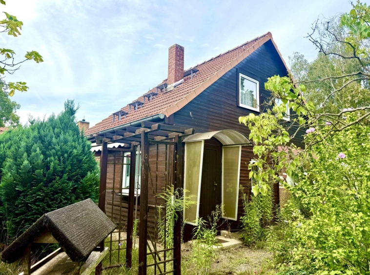 Abrisshaus Ansicht