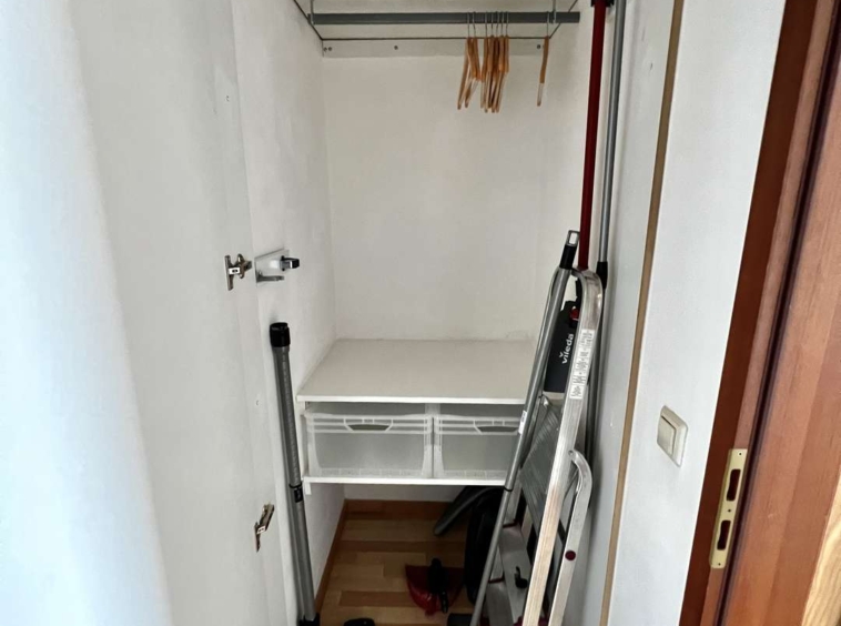 Einbauschrank