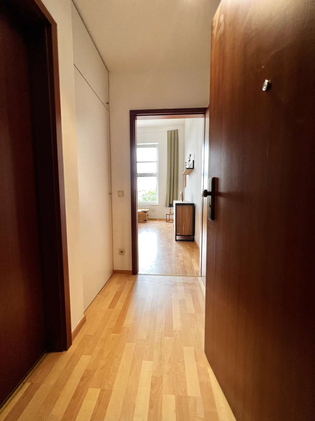 Eingangsbereich mit Einbauschrank