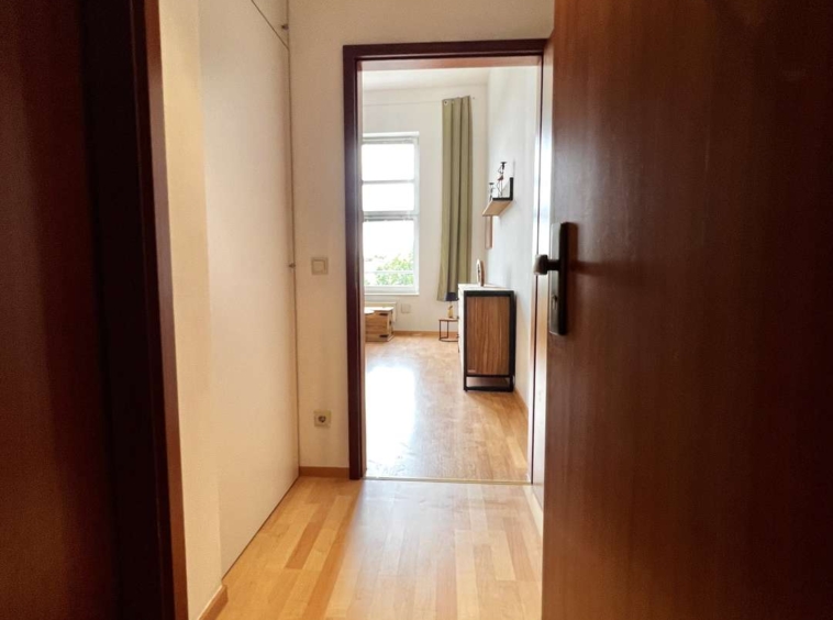 Eingangsbereich mit Einbauschrank