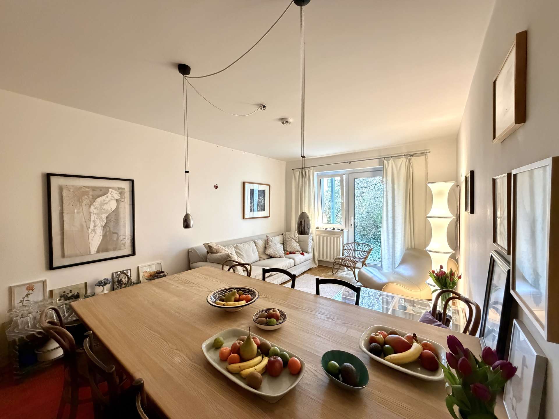 Wohnzimmer mit Terrassenzugang