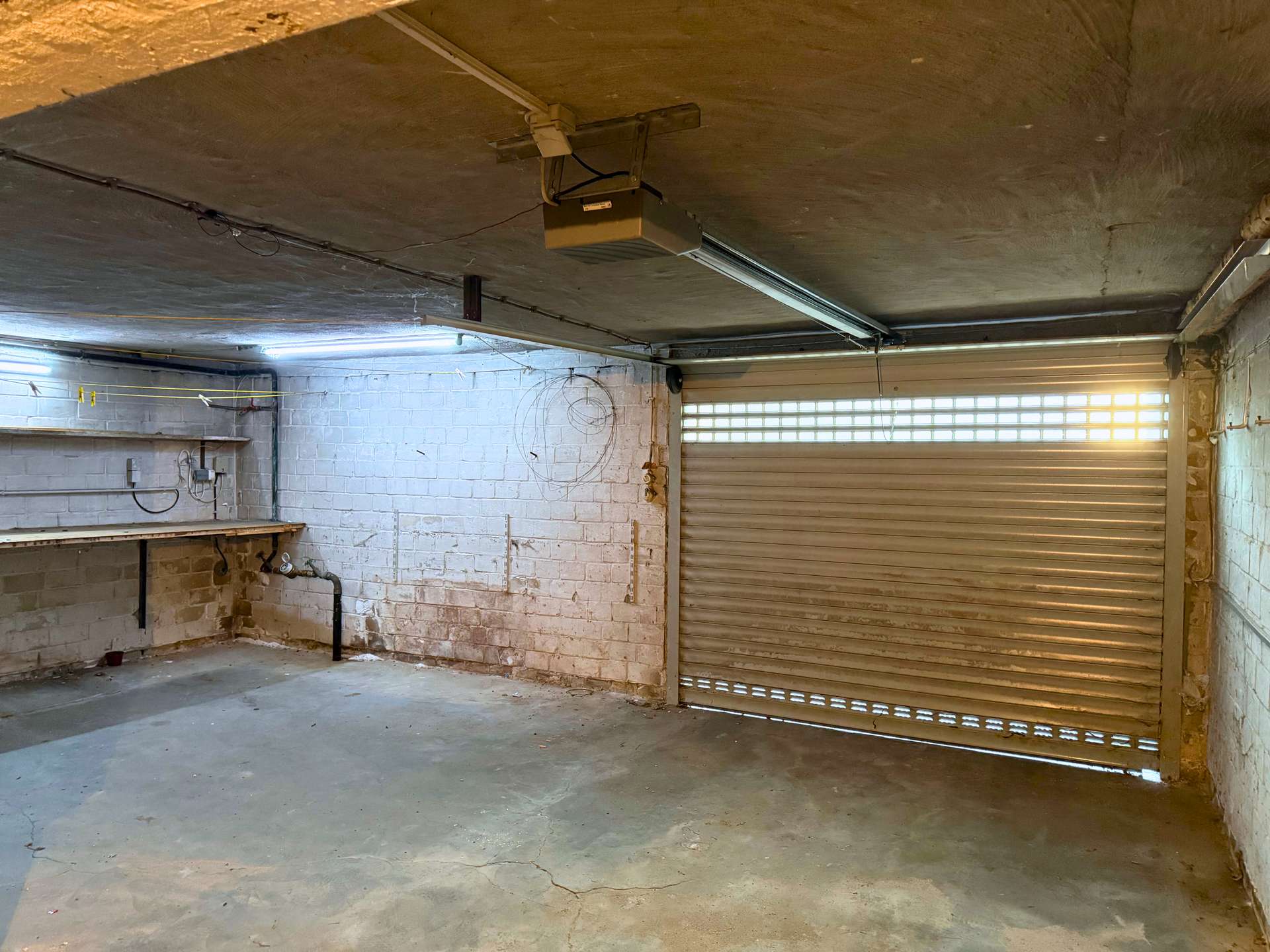 UG Garage UG Garage