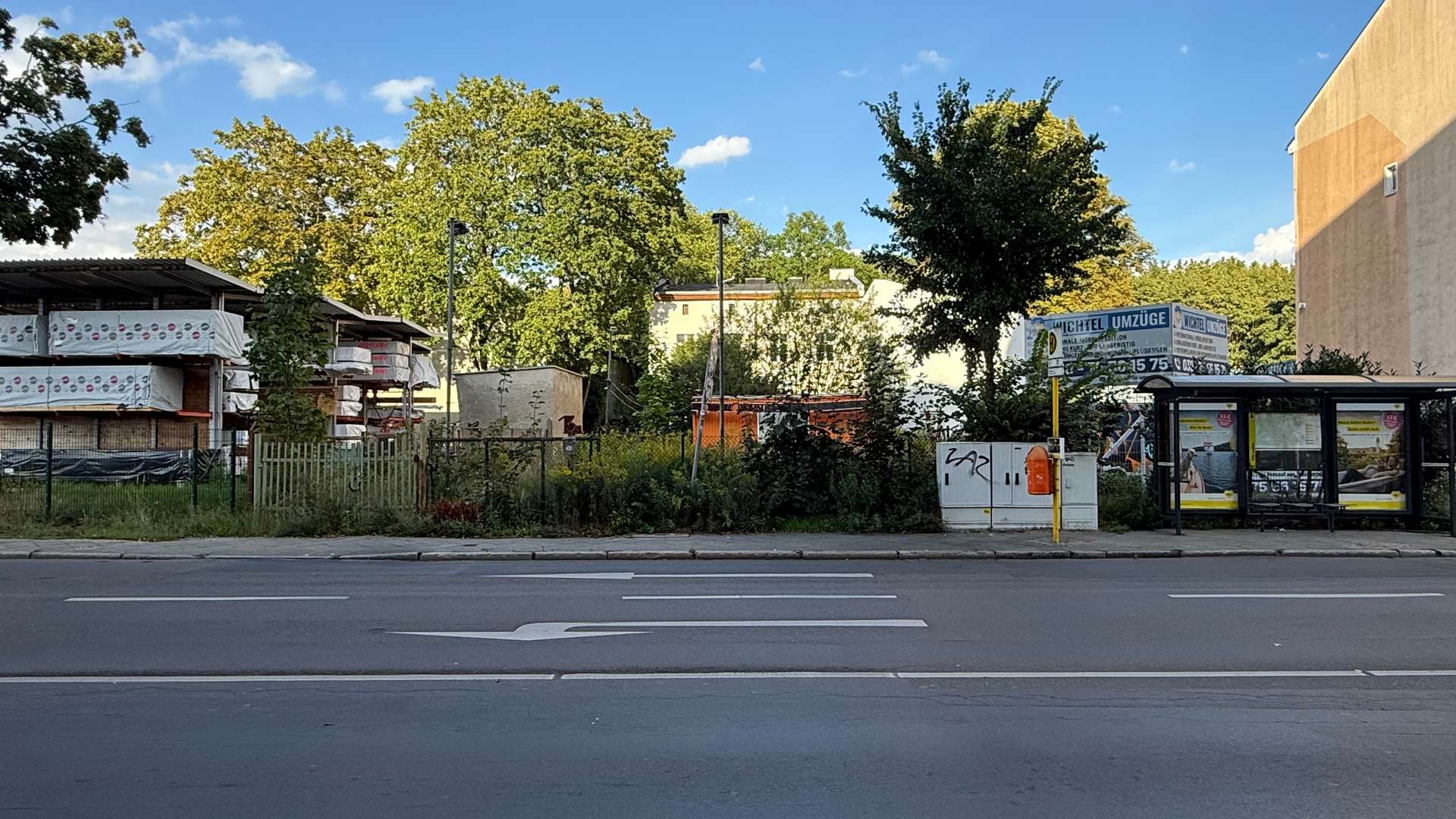01_Straßenansicht